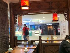 大堂-张氏宽窄巷成都名小吃(茂业百货华强北店)