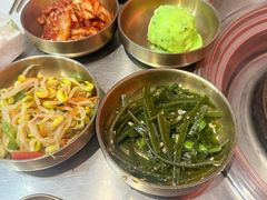 -釜山火炉·海鲜烤肉(紫藤路店)