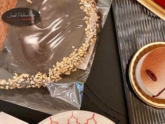 -Salon de The de Joel Robuchon(外滩18号店)