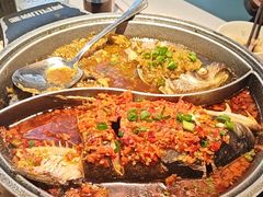 -阿瓦山寨·湘菜现炒·剁椒鱼头王(咸阳总店)