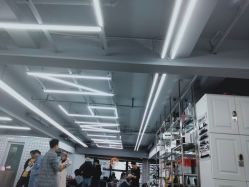 -宫铭烫发染发接发店