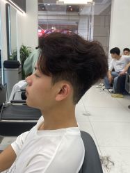-乾健·烫染·接发SALON