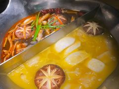 红颜花胶鸡锅底-湊湊火锅·茶憩(恒隆广场店)