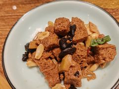 -乐忻皇朝(上海中心大厦店)