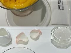 -燕庭·纯燕窝·甜品下午茶(南京西路店)