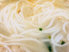 -桥香园云南过桥米线(金马碧鸡店)
