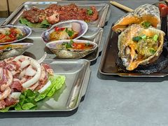 -围炉肉舍•炭烤活鳗•丹东海鲜烤肉(步行街店)