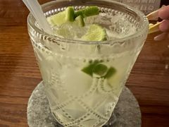 -OX BAR 拉培耶小镇(大连老街店)