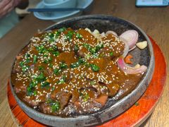 -蜜桃餐厅·伴山(湖滨商业街店)