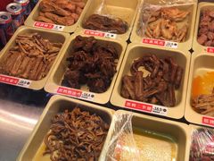 -绝味鸭脖(南坪亿象城店)