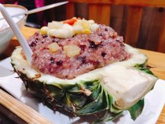 -老滇山寨•云南特色菜•地方菜•民族风情歌舞表演(金碧店)