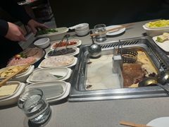 -海底捞火锅(金山百联店)
