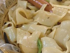 -丁记牛肉手擀板面