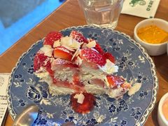 椰子草莓蛋糕-O'eat Blossom&Pelican(深圳首店)