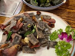 -亮欢寨酸汤鱼(沙冲路店)