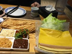 -龙船人海鲜城(长治路店)