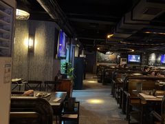 -麦凯伦烧烤·精酿超级工厂店(金桥总店)