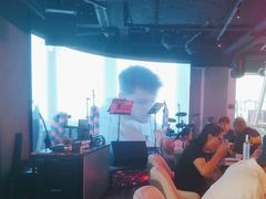 -粉墨特色菜·烧烤音乐酒馆