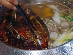 -左庭右院鲜牛肉火锅(金山万达店)