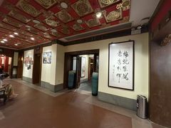 -梅龙镇酒家(南京西路总店)