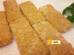 -亢龙太子酒轩(东湖店)