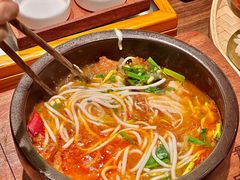 -良米山·云南野生菌过桥米线(上海首店)