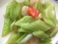西芹百合炒虾仁-宁波状元楼酒店(和义路店)