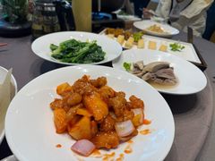 -香山湖家家宴(中山陵店)