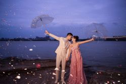 -雪中彩影婚纱摄影·微光艺术中心