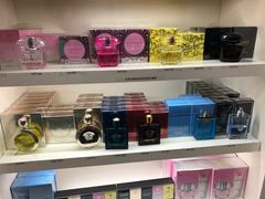 -日上免税店(三径路t3店)