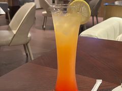 -深圳国际会展中心希尔顿酒店(前海华发冰雪世界店)