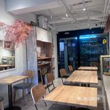 左手呼吸舒芙蕾專賣店 吃完1男哥東港流生魚片