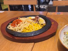 -菲滋意式餐厅(上虞万和城店)
