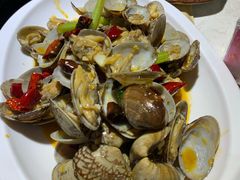 -休记光头香辣蟹干锅店(衣冠庙店)