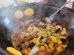 -粘豆包柴火铁锅炖