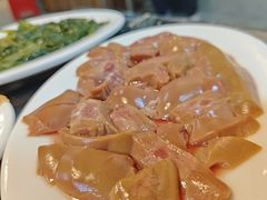 -一鼎牛鲜活牛肉城(晋江海峡国际食品城店)