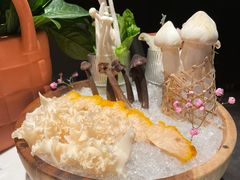 -领鲜天下·焗海鲜·花胶鸡(天目里店)