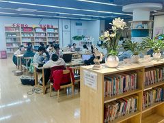 -古美路街道图书馆