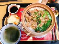 冬菇滑鸡煲仔饭-赵财记·肠粉·煲仔饭(九龙城店)