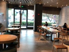 大堂-星巴克(大宁店)