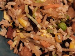 东坡肉时蔬炒饭-咬不得高祖生煎·简餐(天城商业中心店)