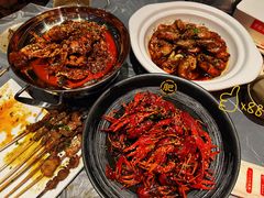 -肥肥虾庄·金牌油焖大虾(杨园滨江时代walk店)