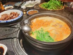 -大匠工房古船木艺术餐厅·猪肚鸡专门店(长白仙岛店)