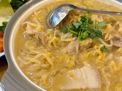 酸菜猪肉炖粉条-鹤乡东北菜(崮山路店)