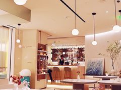 -théATRE 茶聚场(王府中環店)