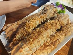 -两兄弟Song Pee Nong(2号店)