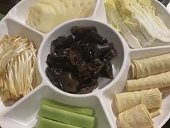 -张大胡子鱼头火锅酒楼(长益路店)