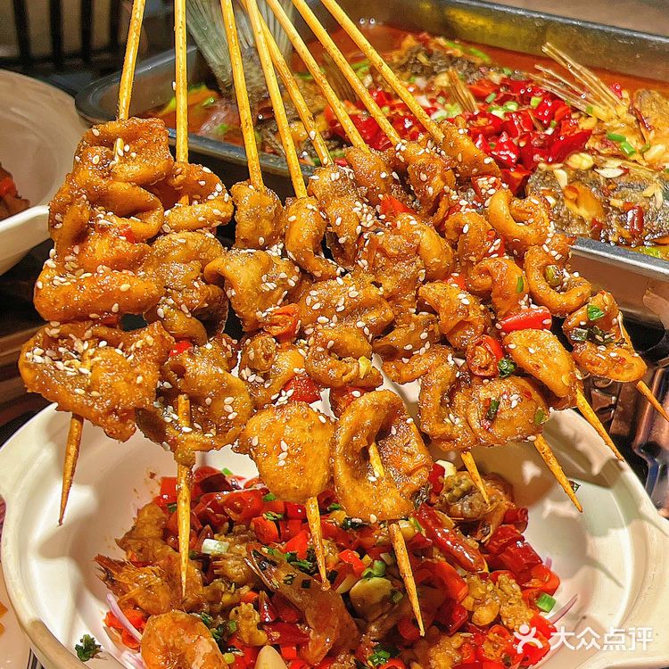 湘🌶️味烧烤届的天花板🔥没人会拒绝的烤蚂蚱🦗