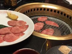 -山川小町·极番烧肉(新地假日广场店)
