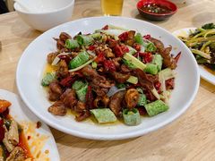 干煸肥肠-雷祖芳老妈蹄花店